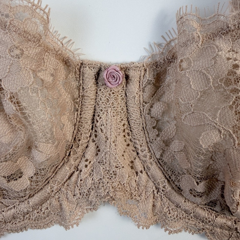 Victoria's Secret Dream Angels Nude Lace Unlined Uplift Underwire Bra 32D NWT - Picture 4 of 4